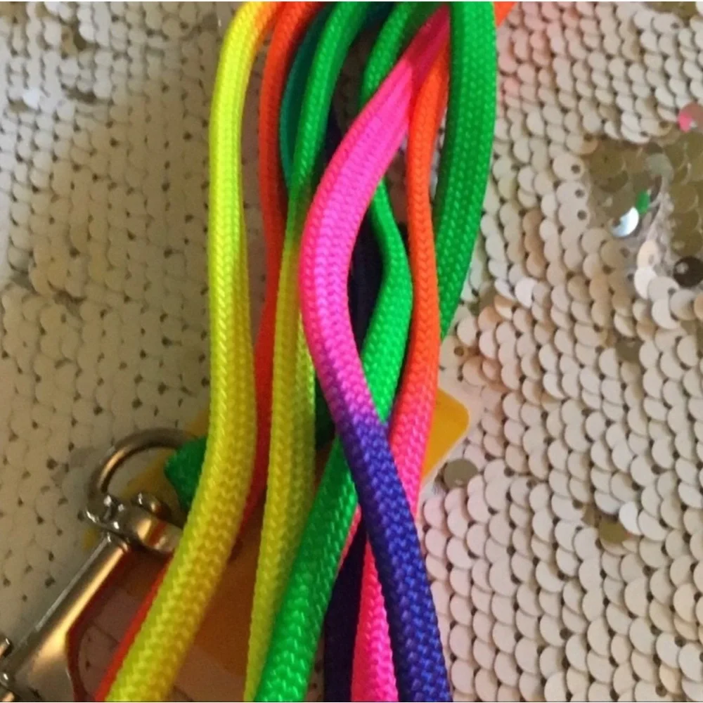 ✔️🌸Ⓜ️Bundle Whiskey city Cat Collar And Matching Leash NWT